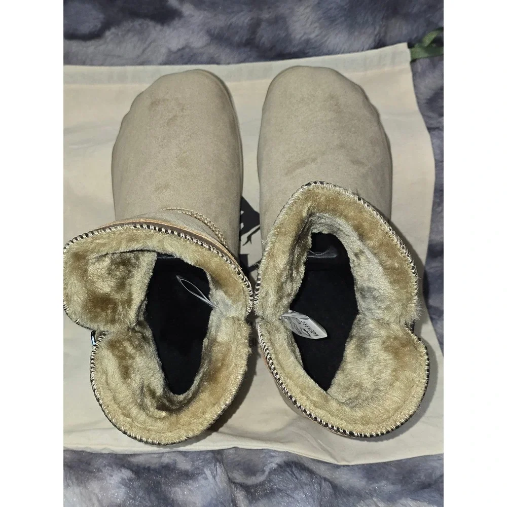 NWT Hike Footwear‎ Cozely Barefoot Boots Tan Faux Fur Lined EU 41/ US 10